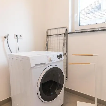 Unique: Zentrumsnahe 2 Zimmerwohnung In Mit Netflix 2 Og * Villingen-Schwenningen